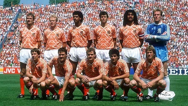 Những huyền thoại bóng đá Hà Lan xuất sắc nhất mọi thời đại